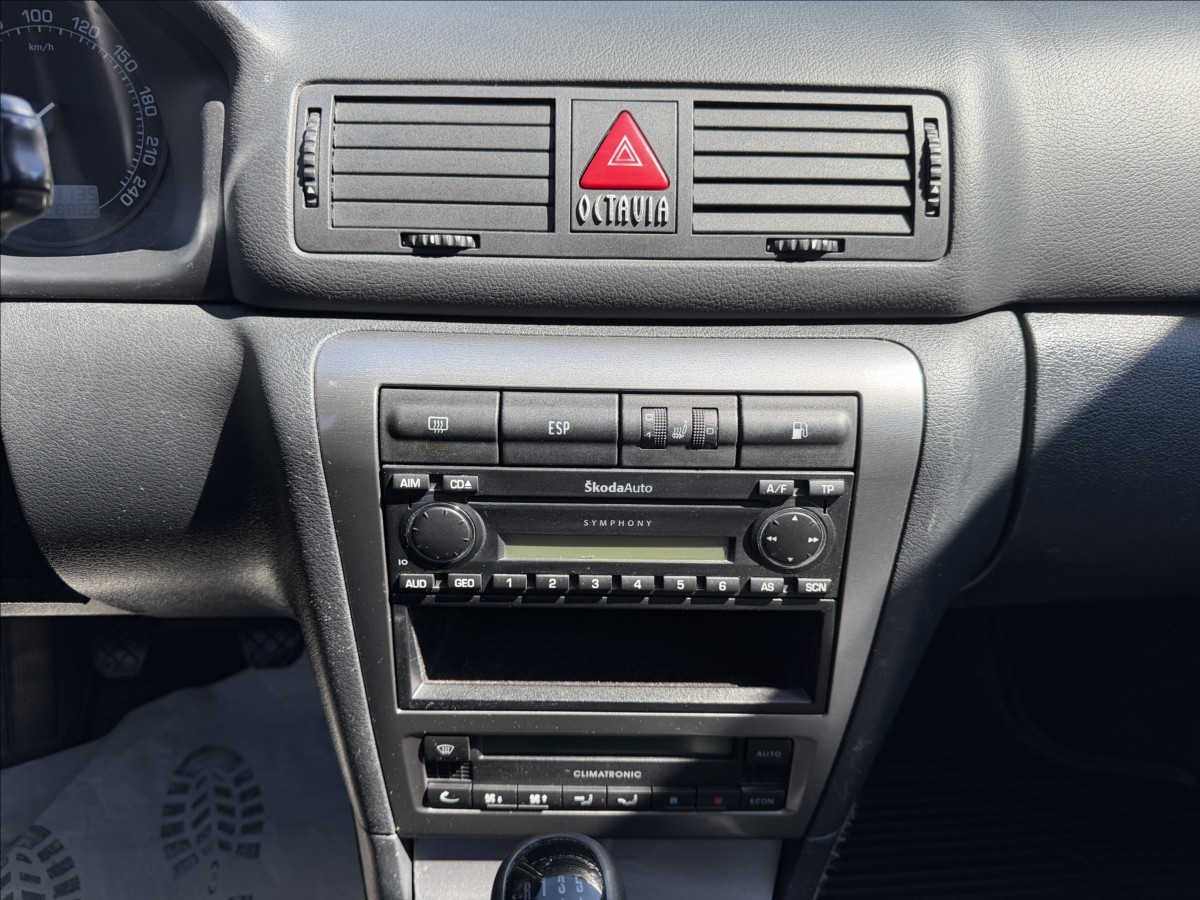 skoda-octavia-i-1-9-tdi-style-96kw - 8
