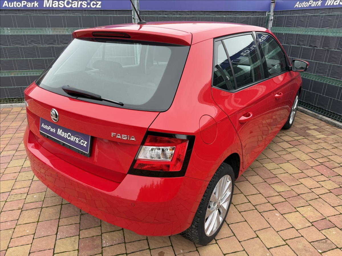 skoda-fabia-iii-1-0-tsi-ambition - 4