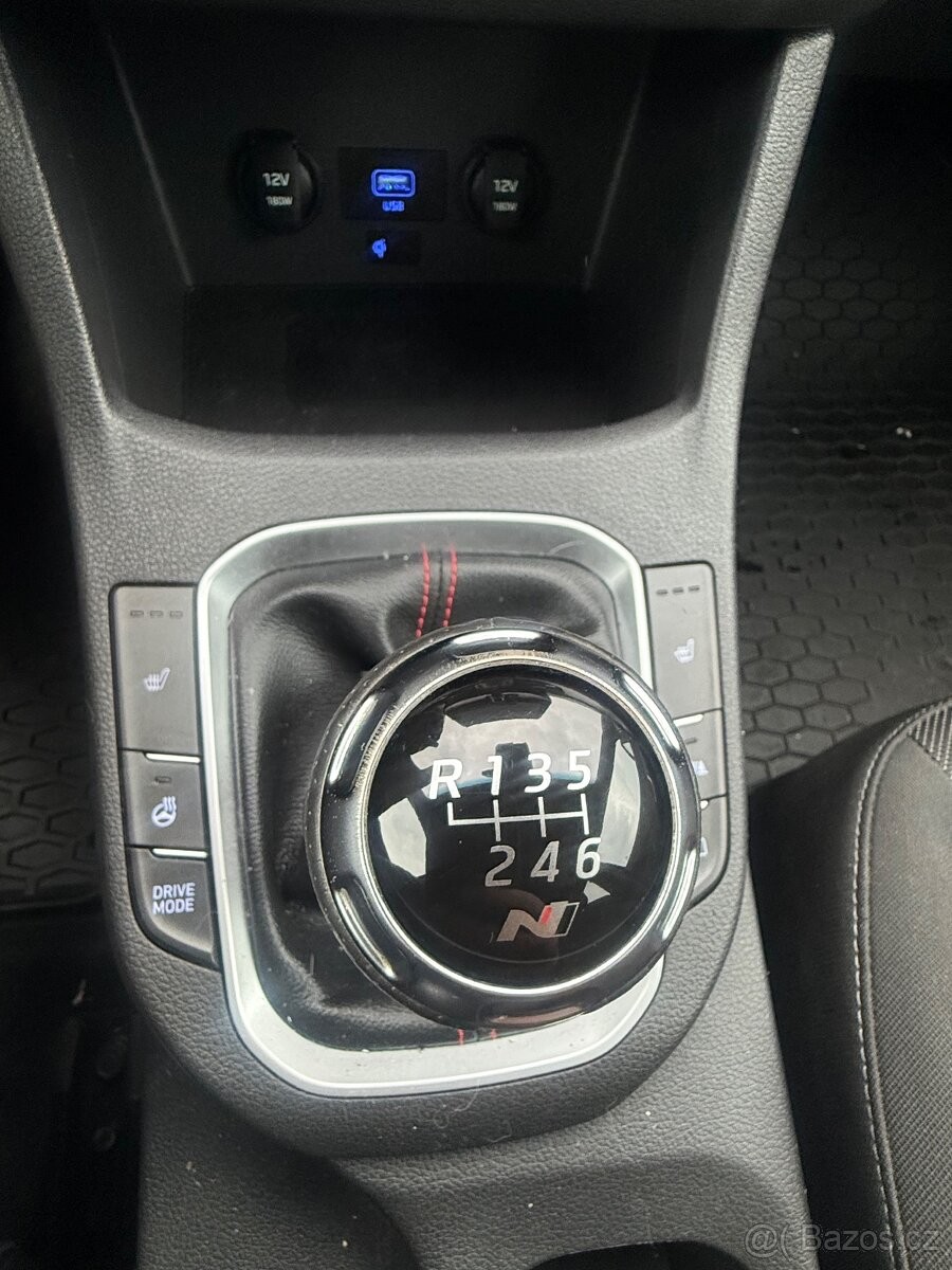 hyundai-i30-1-5-t-gdi-benzin-118-kw-n-line - 6