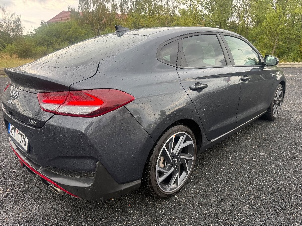 hyundai-i30-1-5-t-gdi-benzin-118-kw-n-line - 9