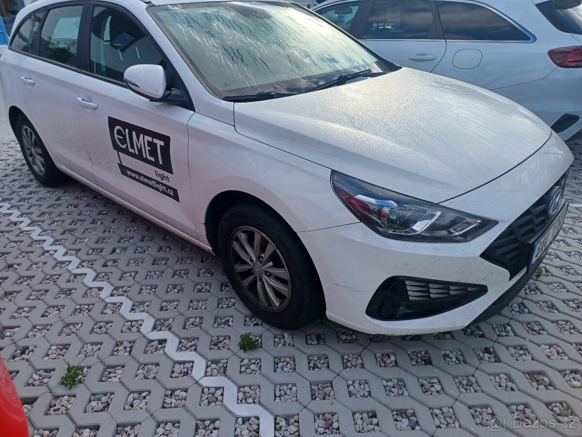 hyundai-i30-1-6-2021-1-6-crdi-85kw - 3
