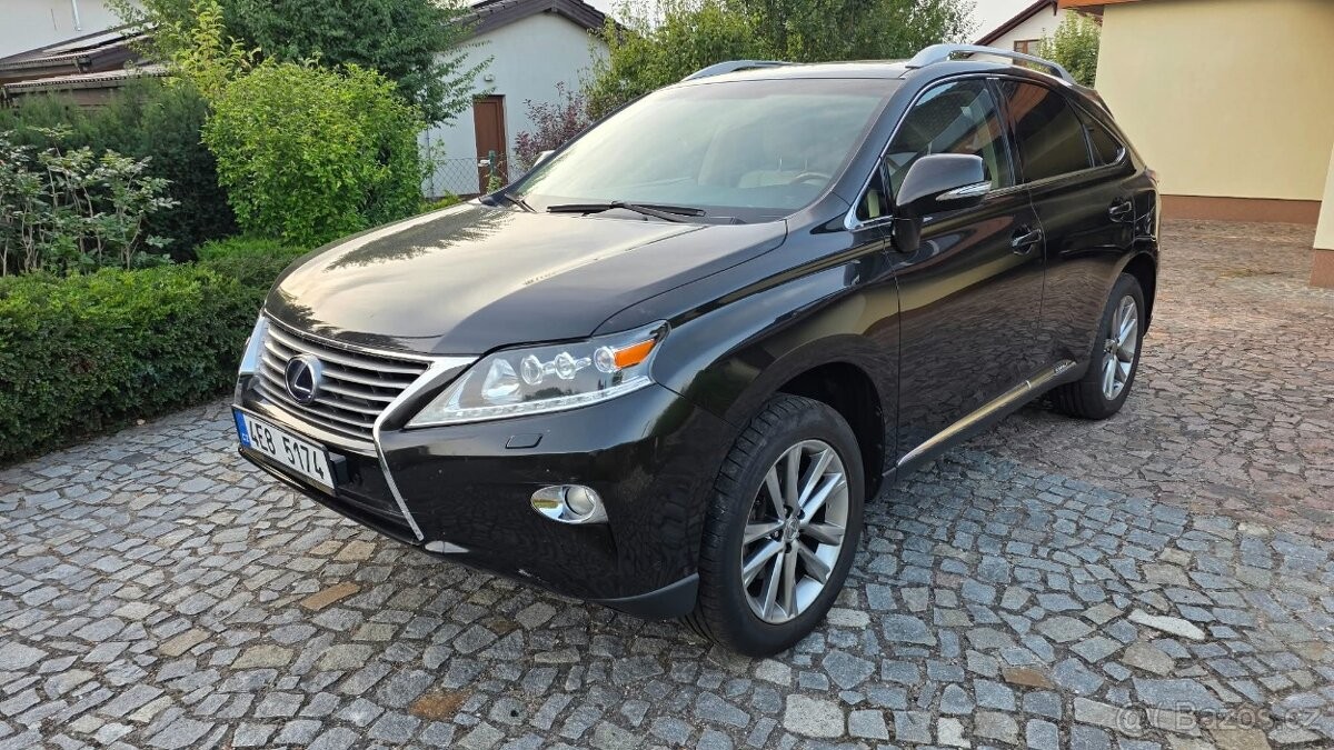 Lexus RX 450h Luxury 4x4, 2013, nebouraný