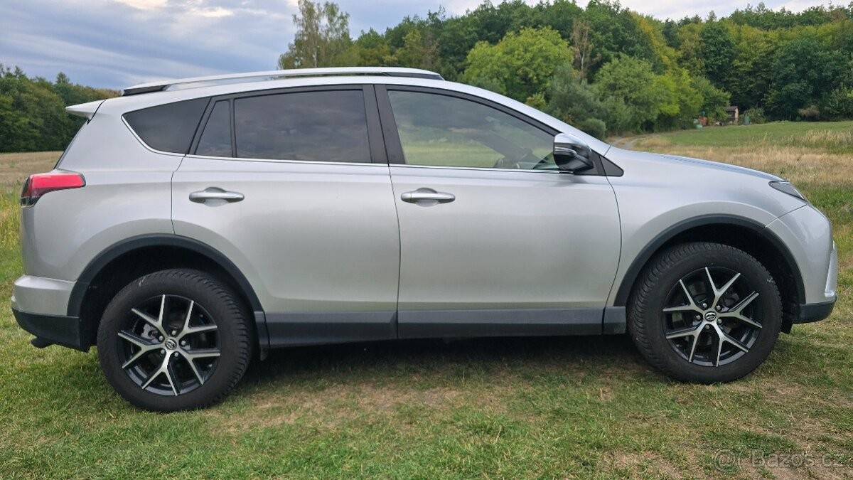 toyota-rav4-2-0-d-4d-105-kw-2wd-r-2016 - 8