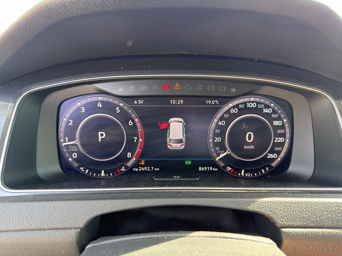 volkswagen-golf-1-8-tsi-4motion-dsg-132-kw - 4