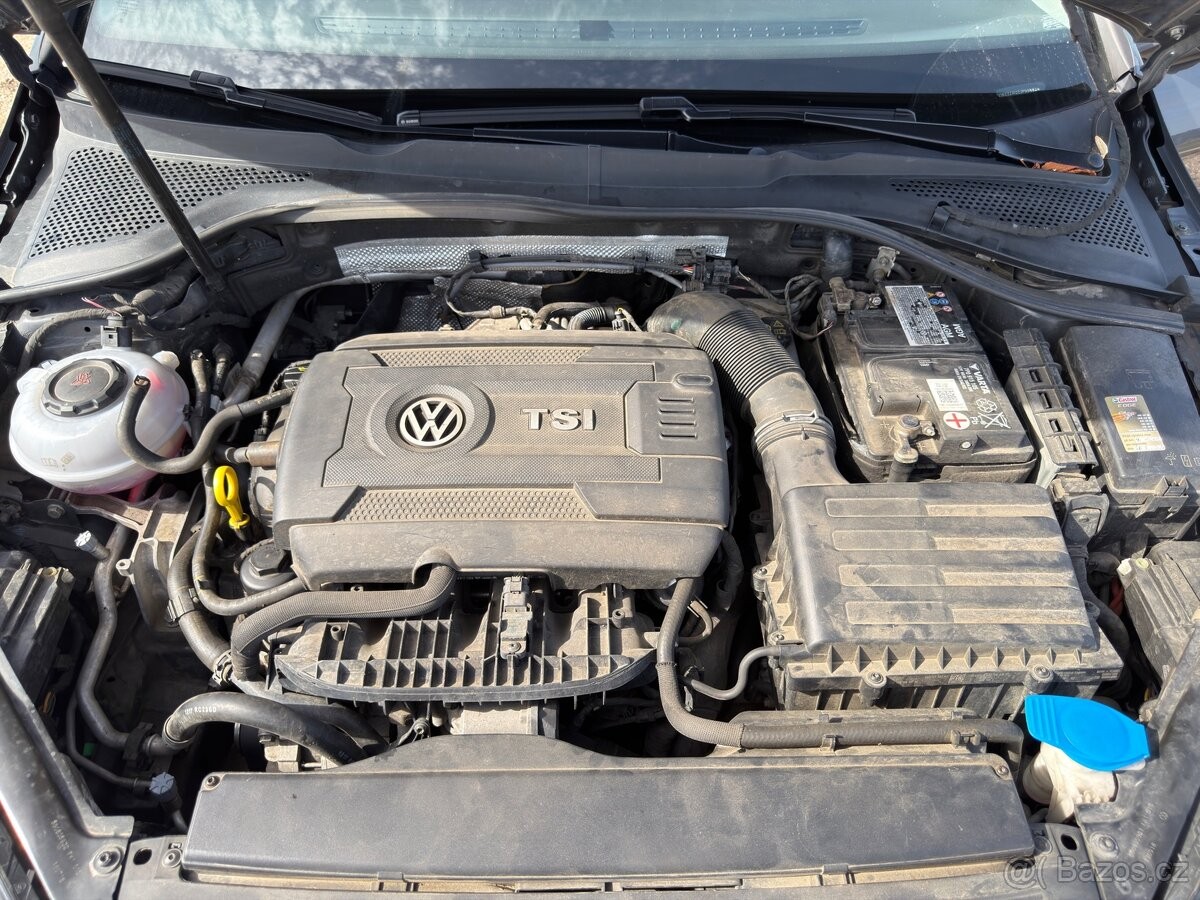 volkswagen-golf-1-8-tsi-4motion-dsg-132-kw - 5