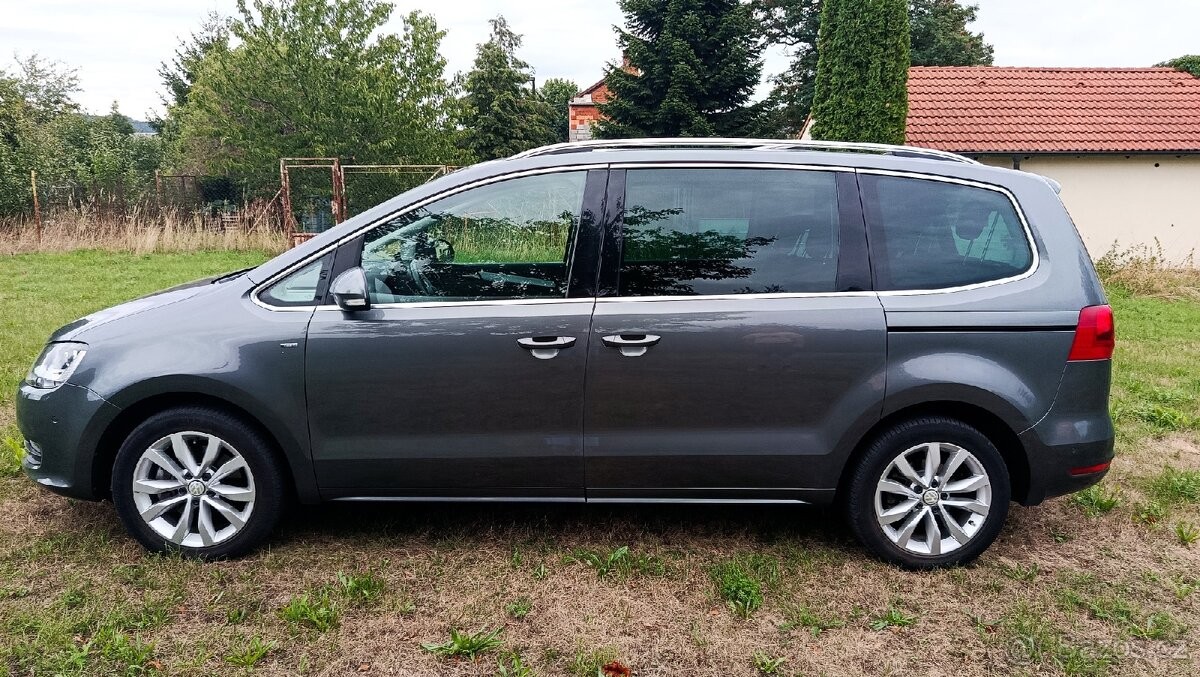 volkswagen-sharan-2-0-tdi-bluemotion-103-kw - 3