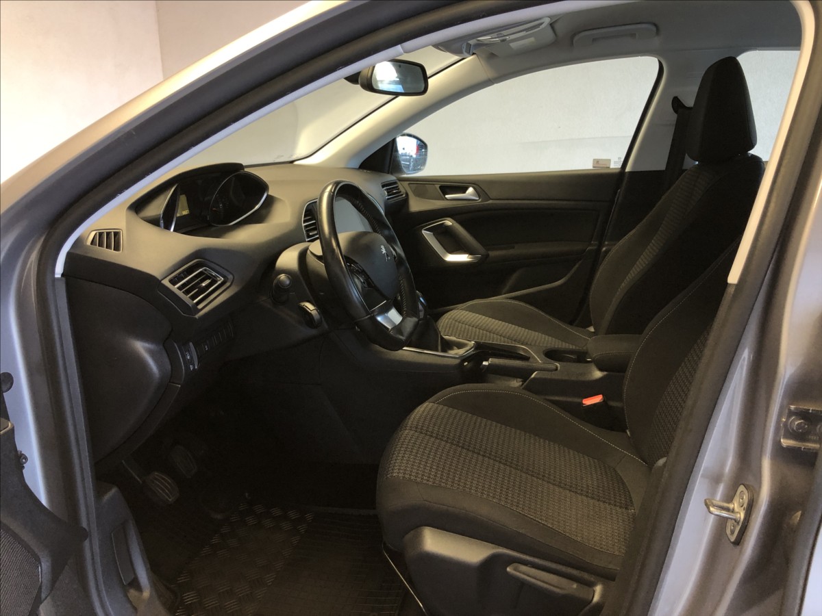 peugeot-308-1-2-puretech - 8