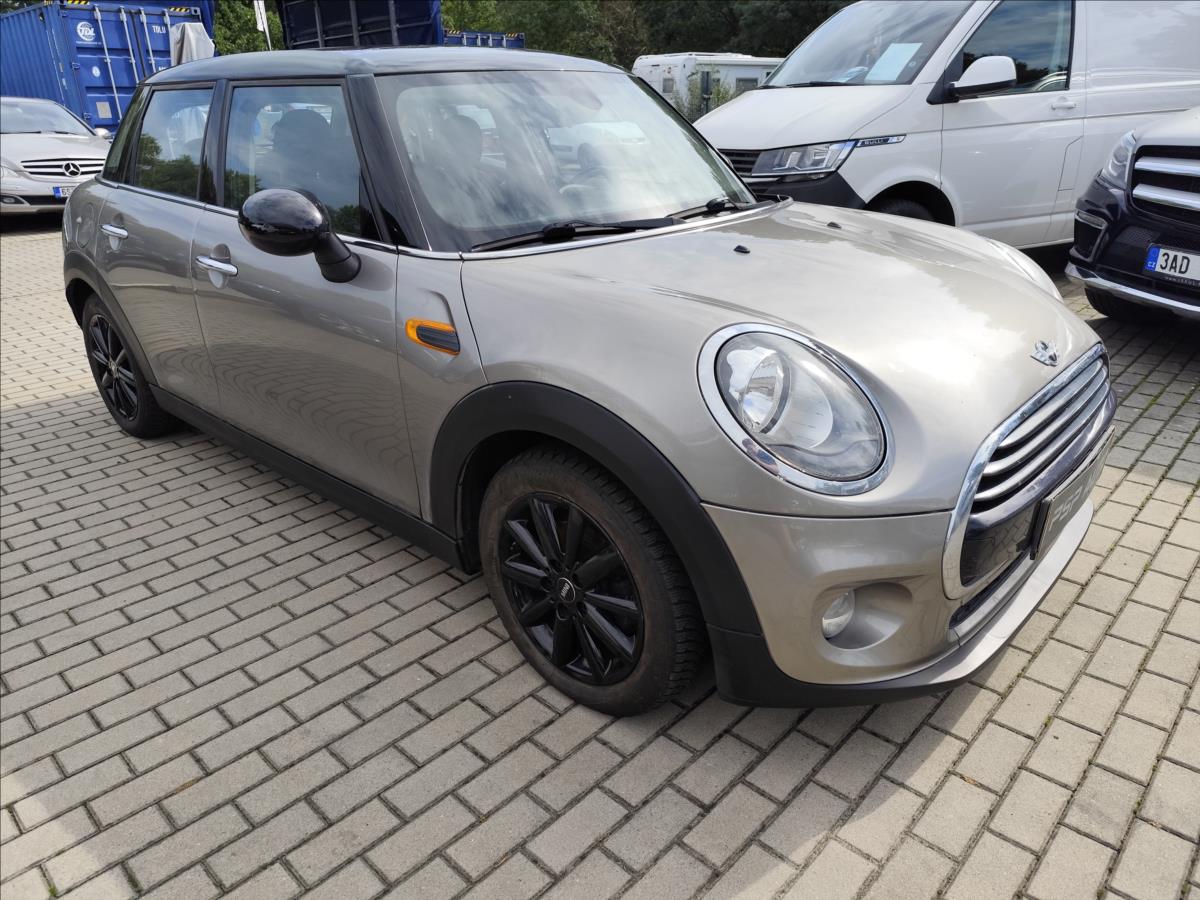mini-cooper-1-5i-100kw-alu-navi-aut-klima - 7