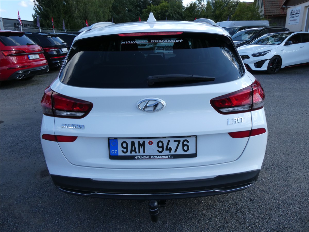 hyundai-i30-1-0-t-gdi-88kw-smart-cr-navigace - 7
