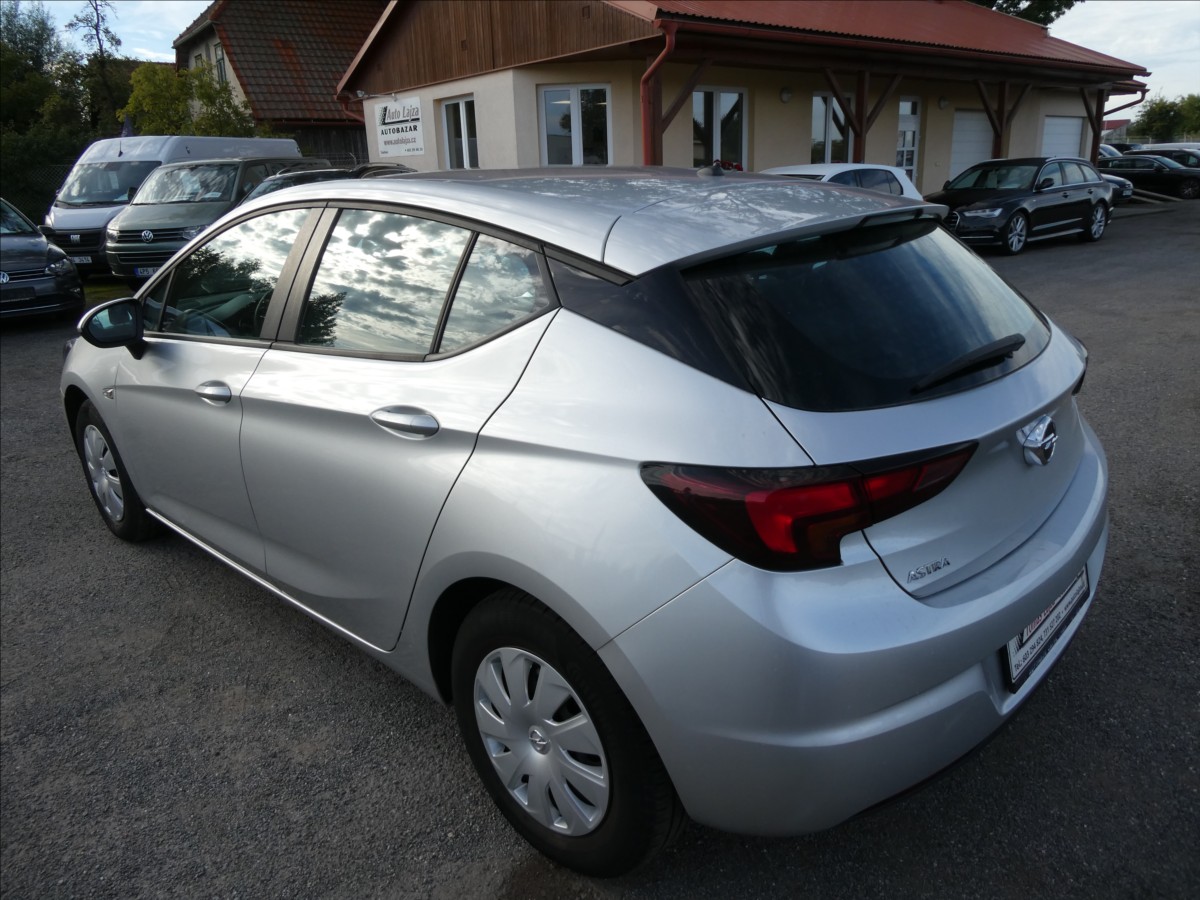 opel-astra-1-4-i-74kw-2x-kola-serviska - 6