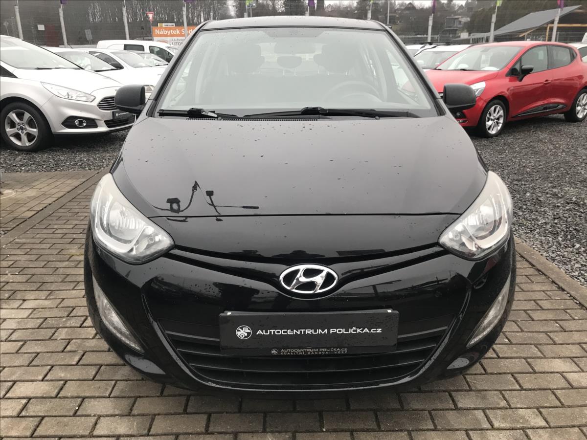 hyundai-i20-1-3-1-2i-63kw-classic-nova-stk - 3
