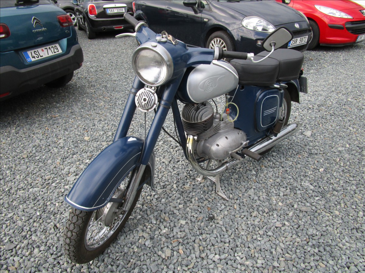 Jawa ČZ 175, 450 de Luxe