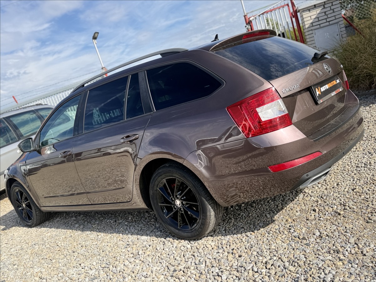 skoda-octavia-tdi-dsg-f1-navi-el-kufr - 6