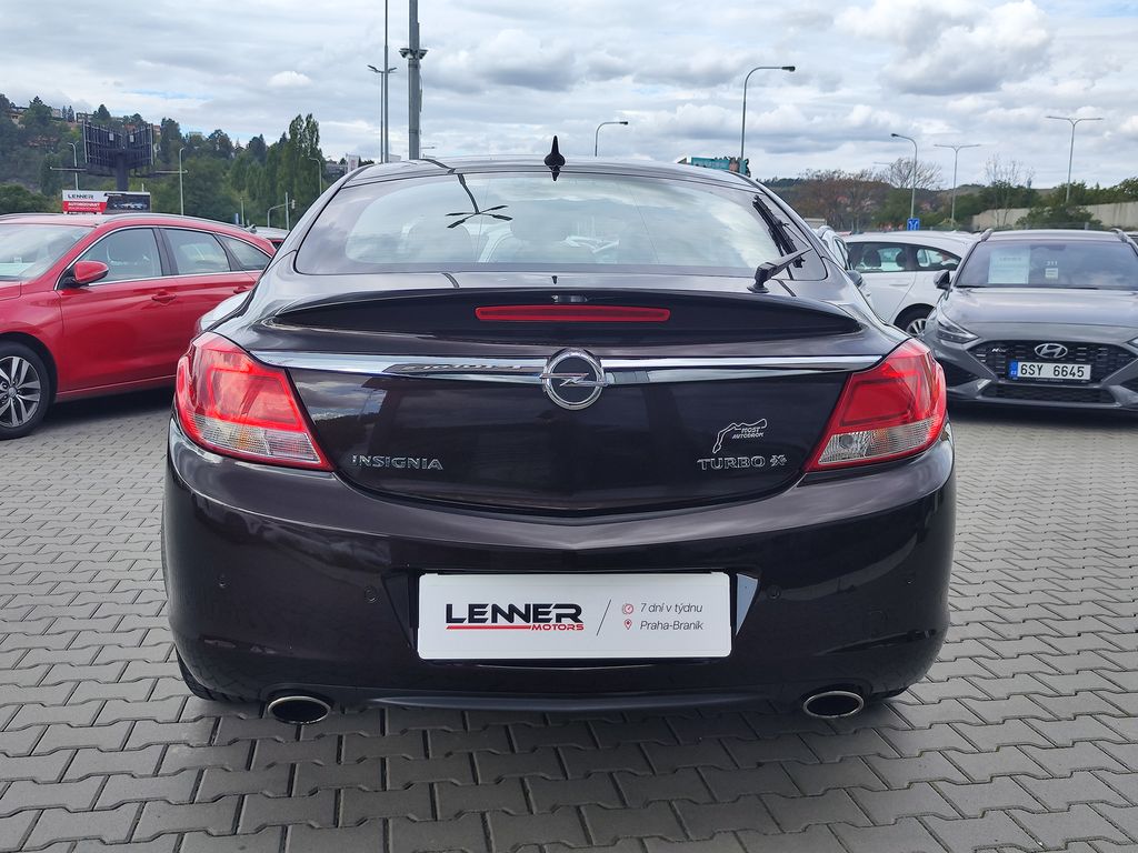opel-insignia-2-0-turbo-184kw-innovation-4x4 - 5