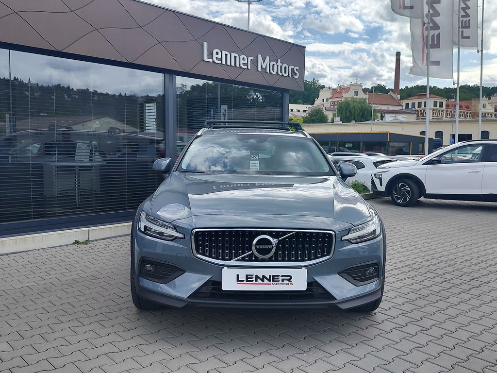 volvo-v60-b4-2-0-145kw-1-majitel-4x4 - 1