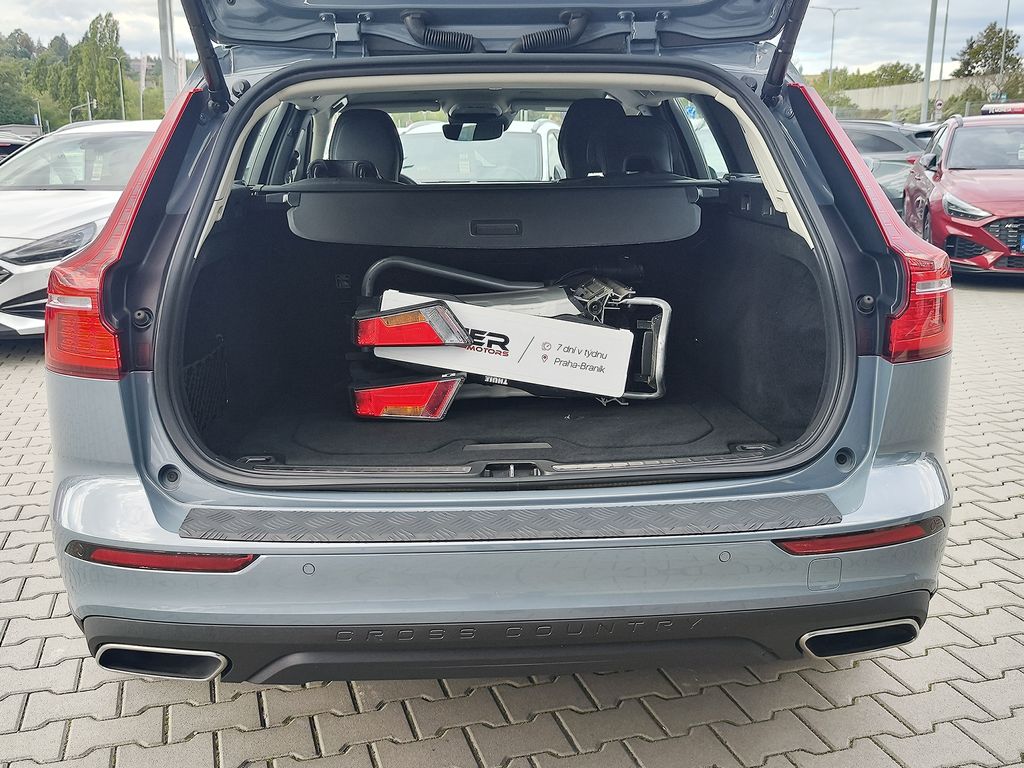 volvo-v60-b4-2-0-145kw-1-majitel-4x4 - 8