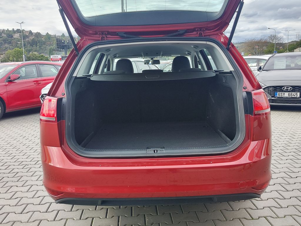 volkswagen-golf-1-2-tsi-63kw-trendline - 8