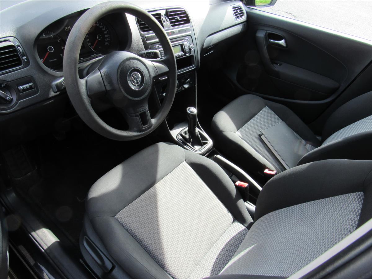 volkswagen-polo-1-2-51kw-trend - 8