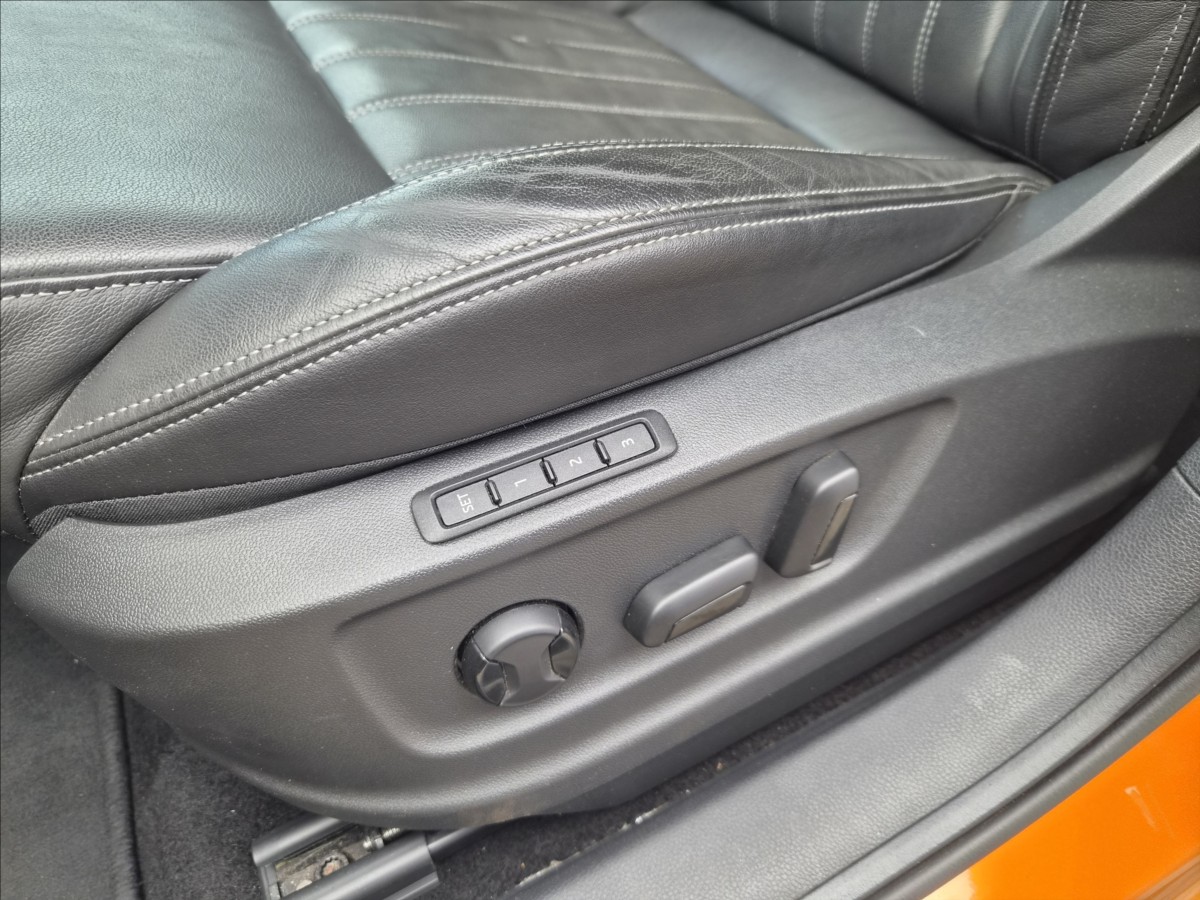 skoda-karoq-1-5-tsi-sportline-webasto-tazne - 9