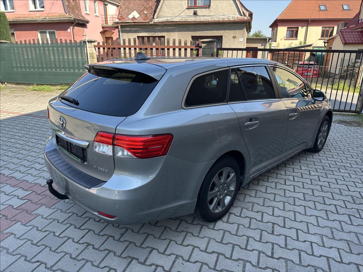 toyota-avensis-1-8-tazne - 2