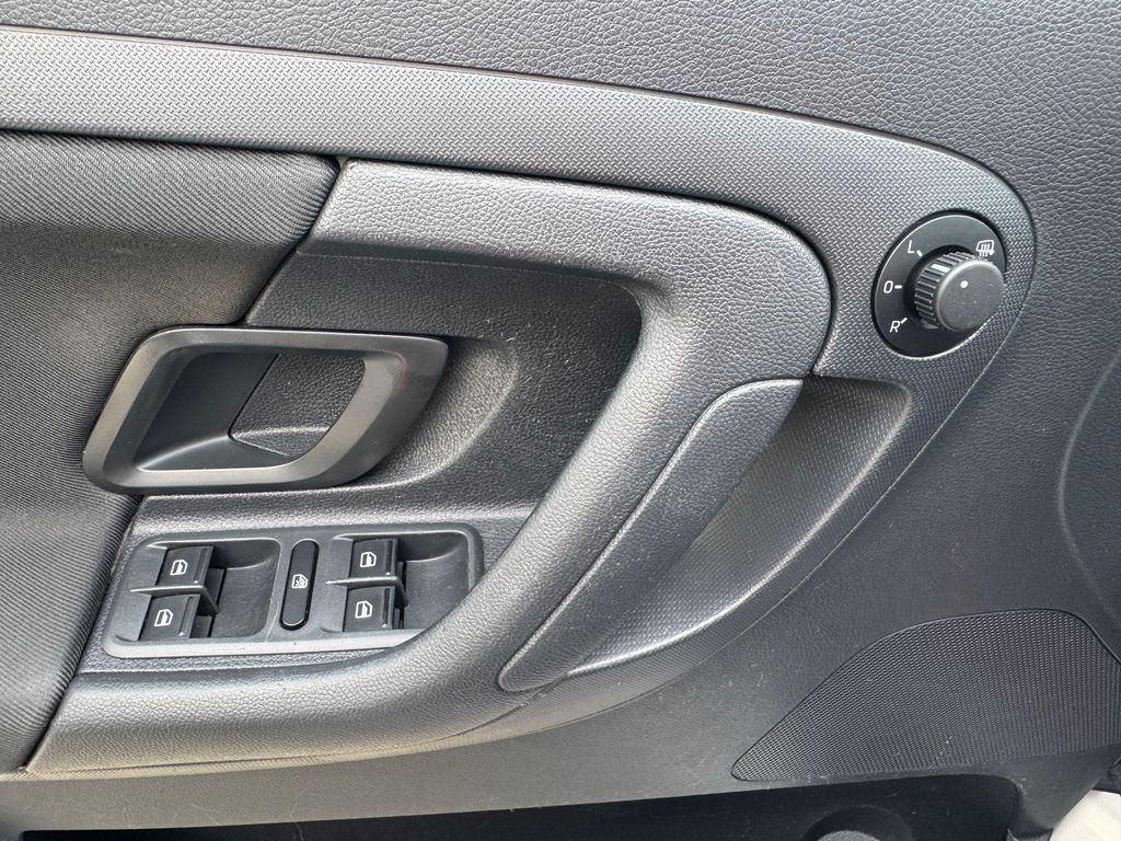 skoda-roomster-1-2-tsi-ambition - 6