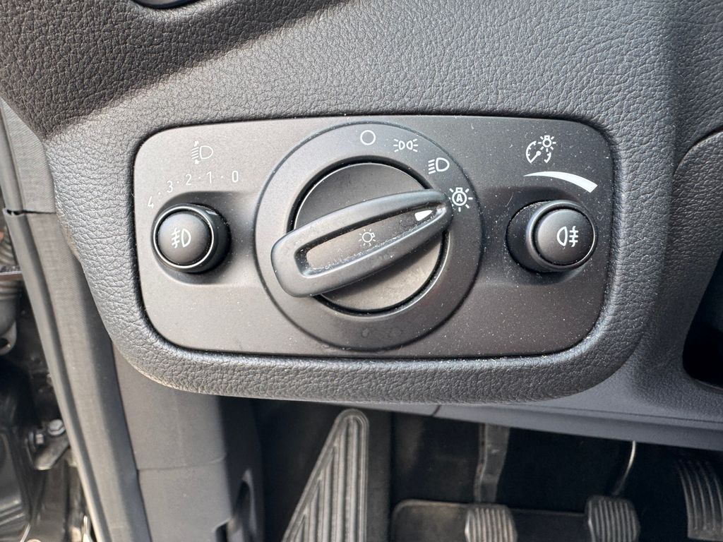 ford-c-max-1-0-ecoboost-sport - 7