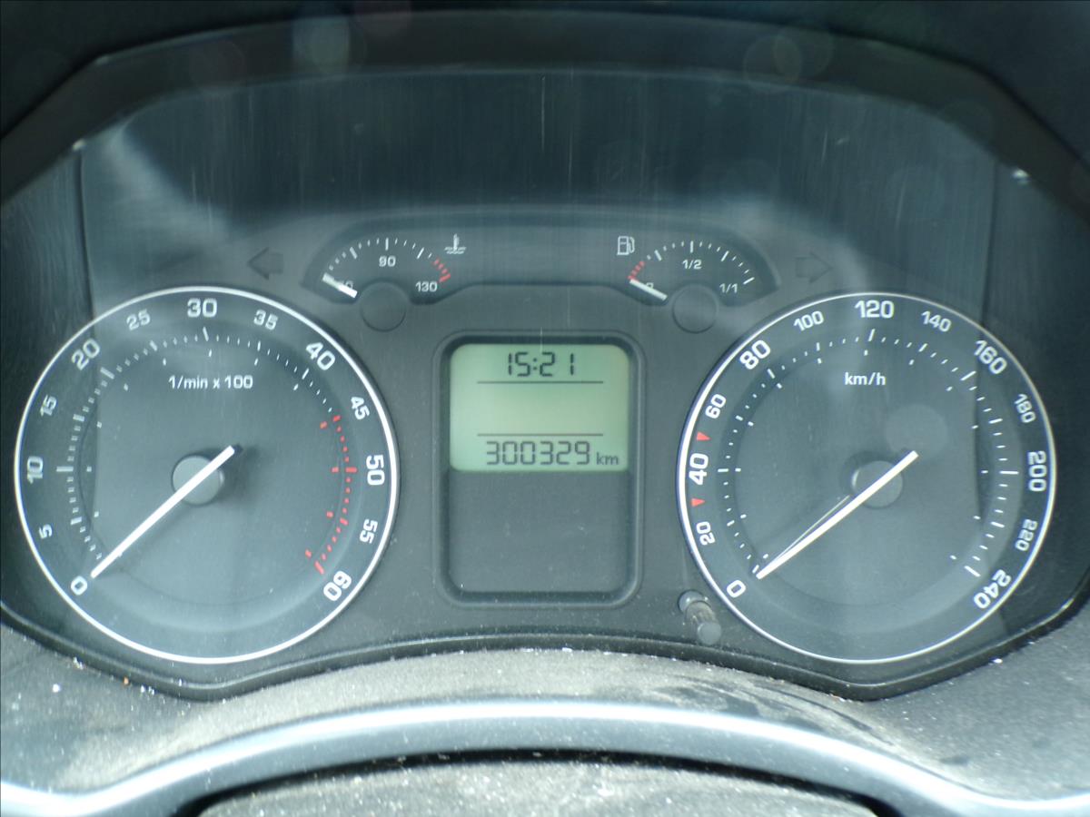skoda-octavia-1-9-tdi-klima-taz-zar - 7