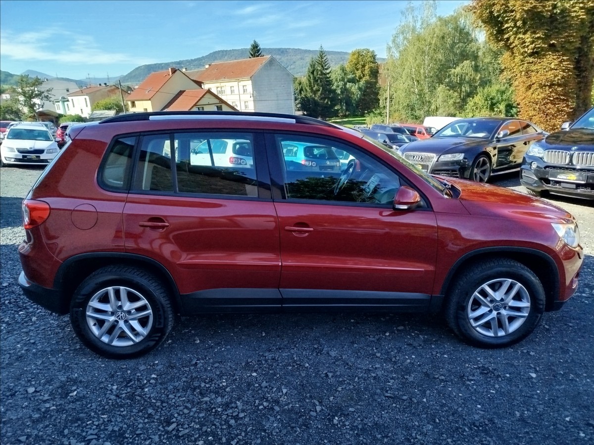 volkswagen-tiguan-2-0-tdi-103-kw-4x4-tz-manual - 6