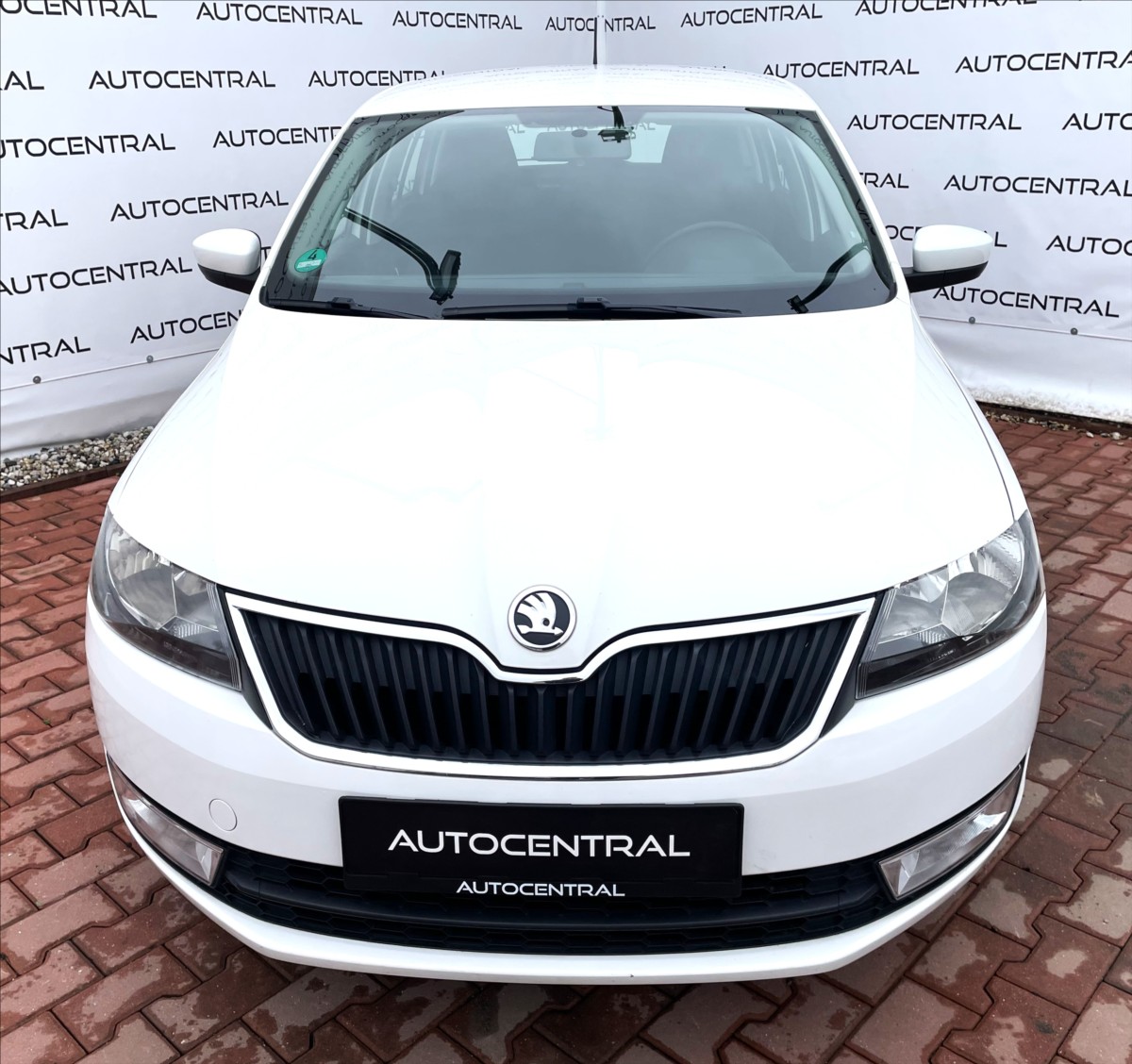 skoda-fabia-1-0-tsi-1-maj-cr-po-servisu - 1