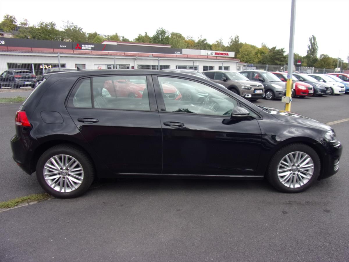 volkswagen-golf-1-4-tsi-highline-webasto-103kw - 1