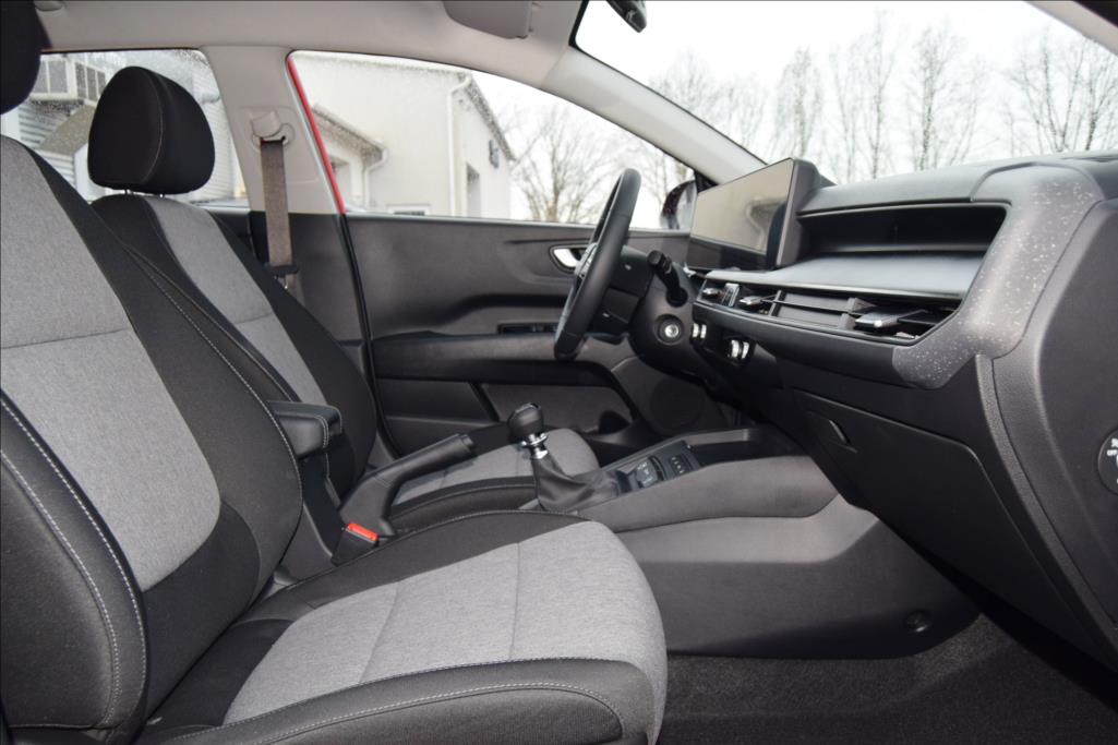 kia-stonic-1-0-tgdi-7dct-spin - 3