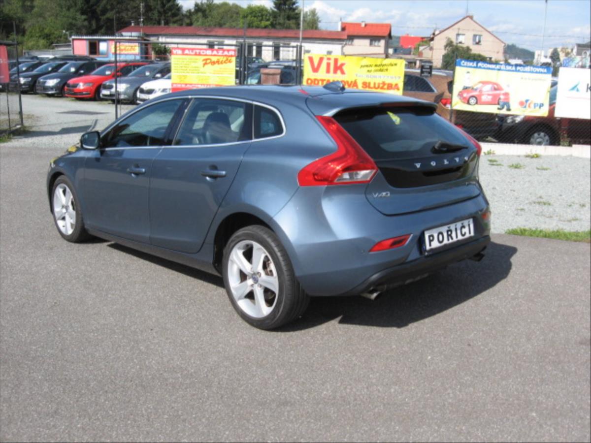 volvo-v40-1-6-manual-kw-110 - 4