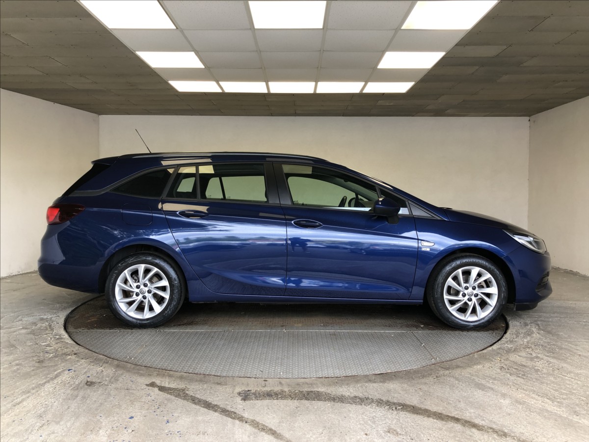 opel-astra-1-2-t-81kw-sport-tourer - 7