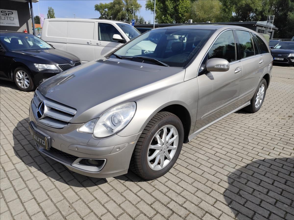 Mercedes-Benz Třídy R 320CDI 165KW 4MATIC AUT 6MÍST