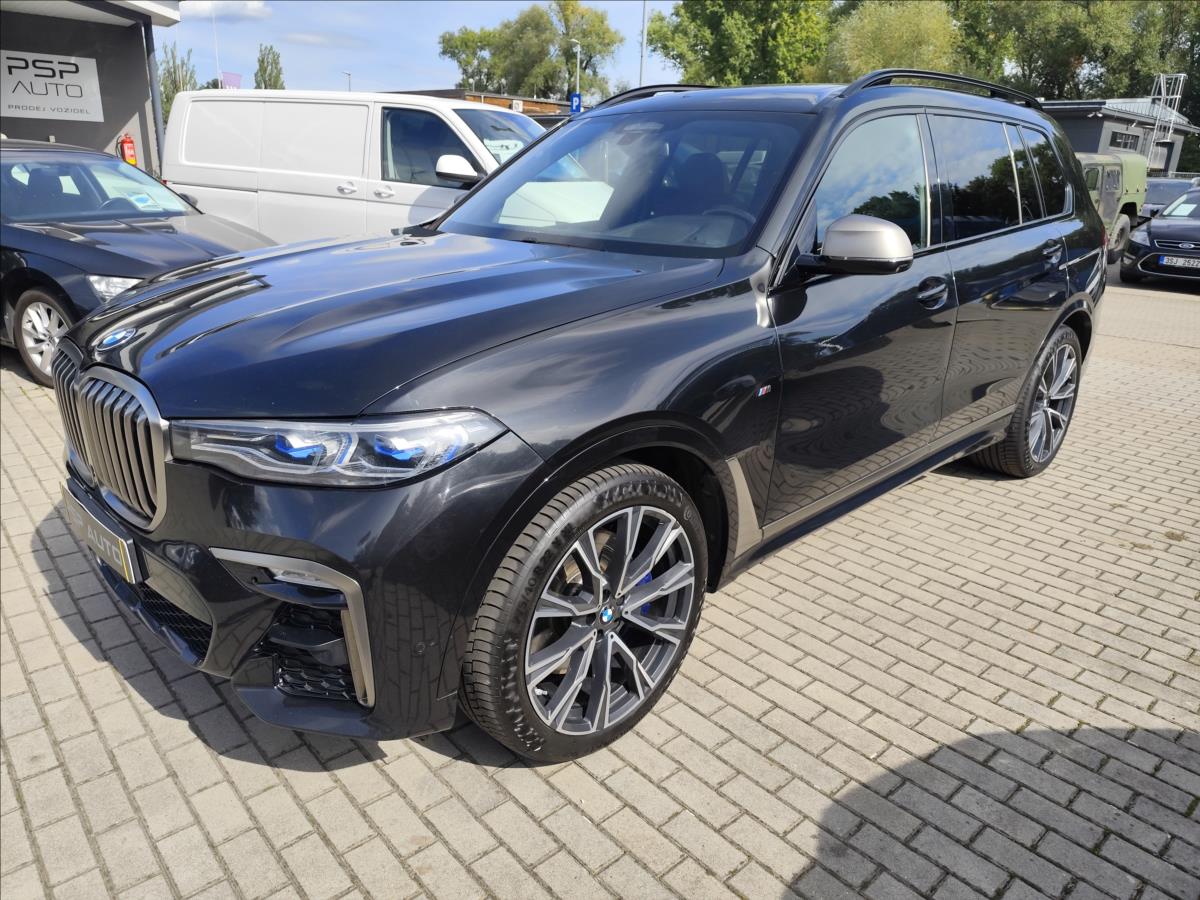 BMW X7 M50i M-PAKET Xdrive 1.MAJ ČR 390KW