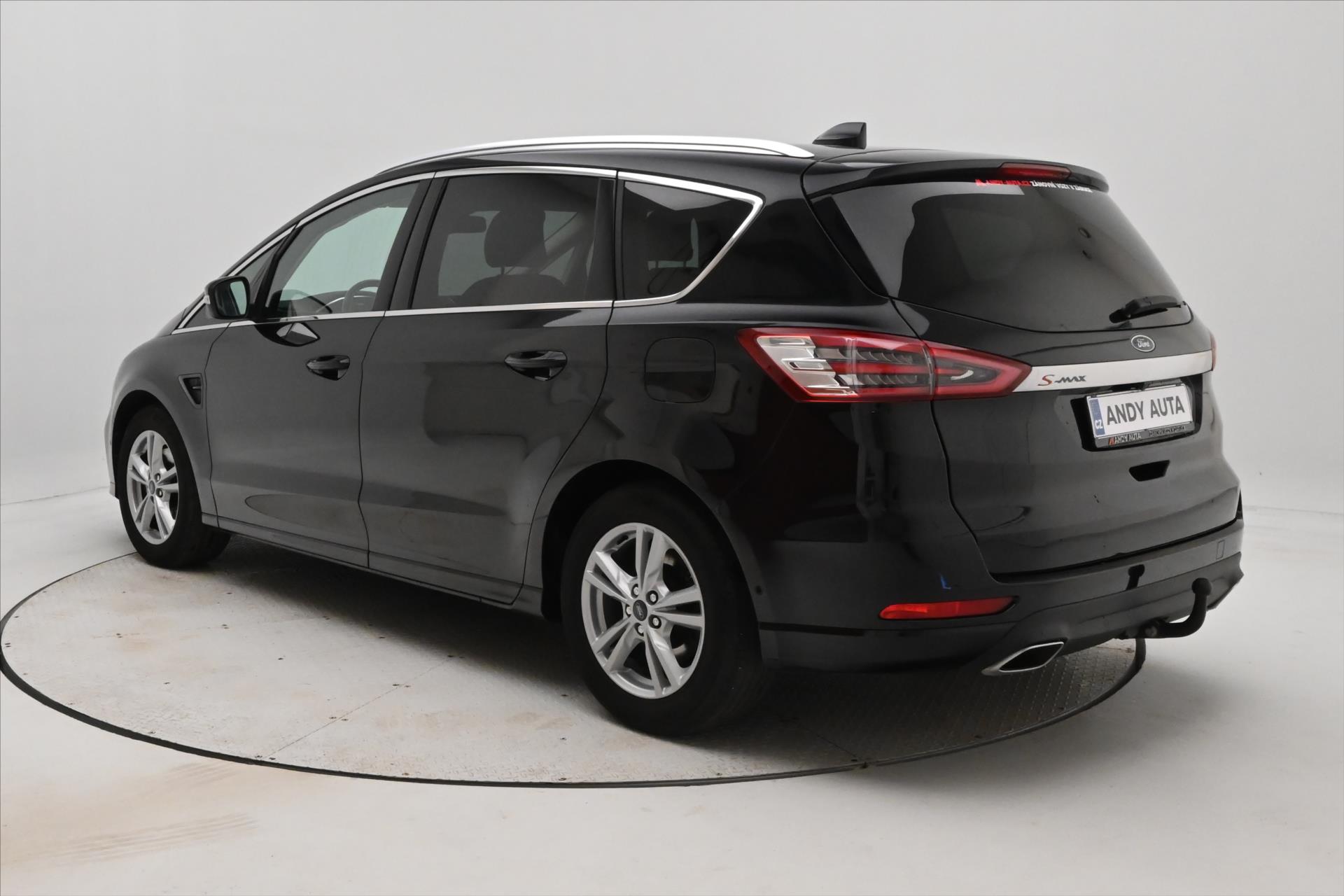 ford-s-max-2-0-ecoblue-140-kw-at8-titanium-zaruka-az-5-let - 6