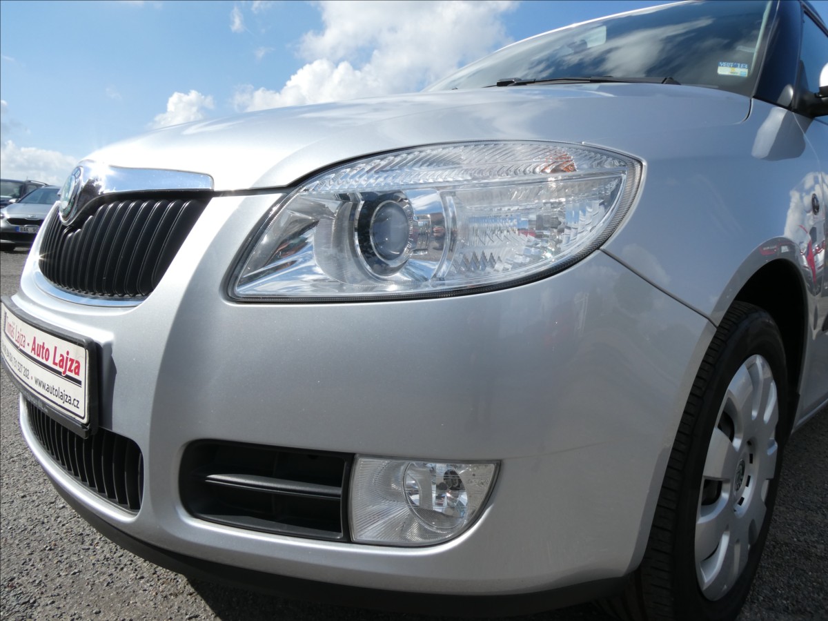 skoda-fabia-1-6-i-1-majitel-zaves-serviska - 3