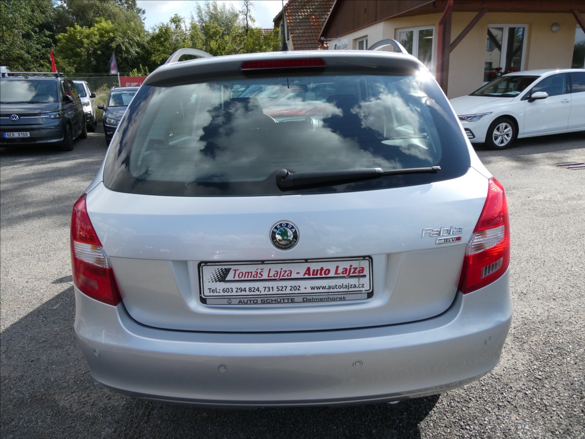 skoda-fabia-1-6-i-1-majitel-zaves-serviska - 7