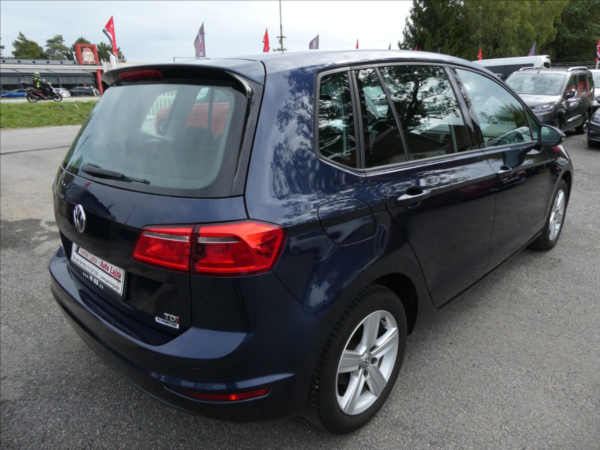 volkswagen-golf-sportsvan-1-6-tdi-81kw-1-majitel-serviska - 8