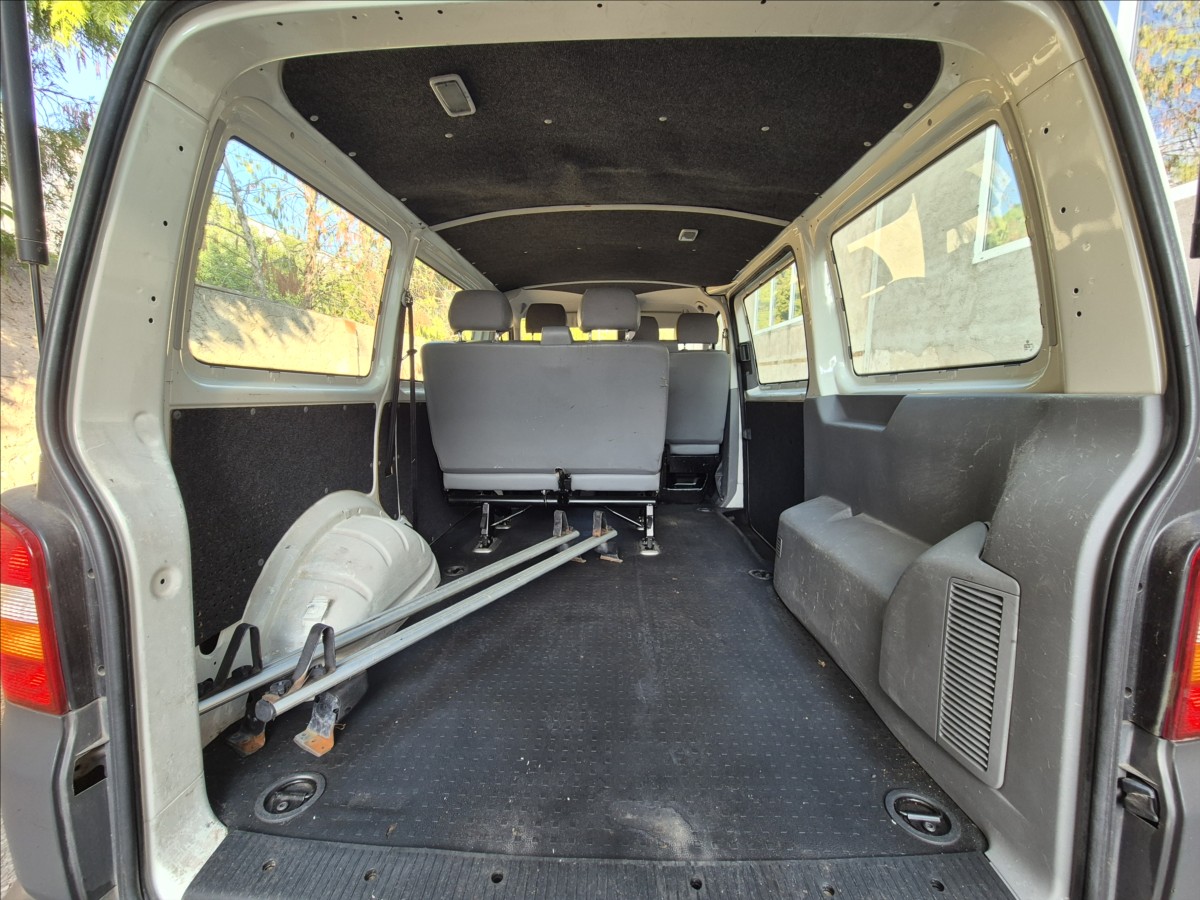 volkswagen-transporter-0-0-1-9tdi-tazne-webasto - 7