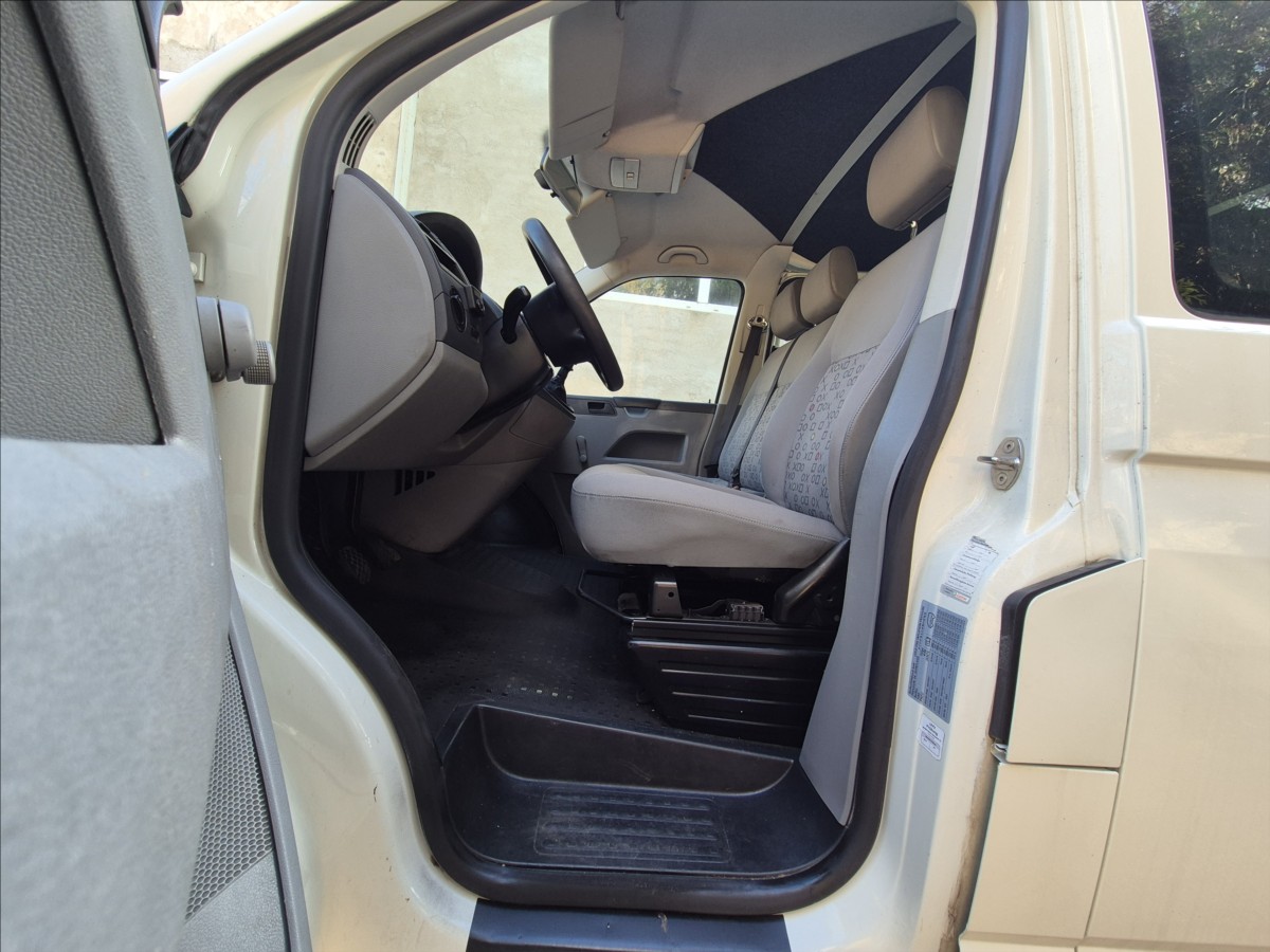 volkswagen-transporter-0-0-1-9tdi-tazne-webasto - 8