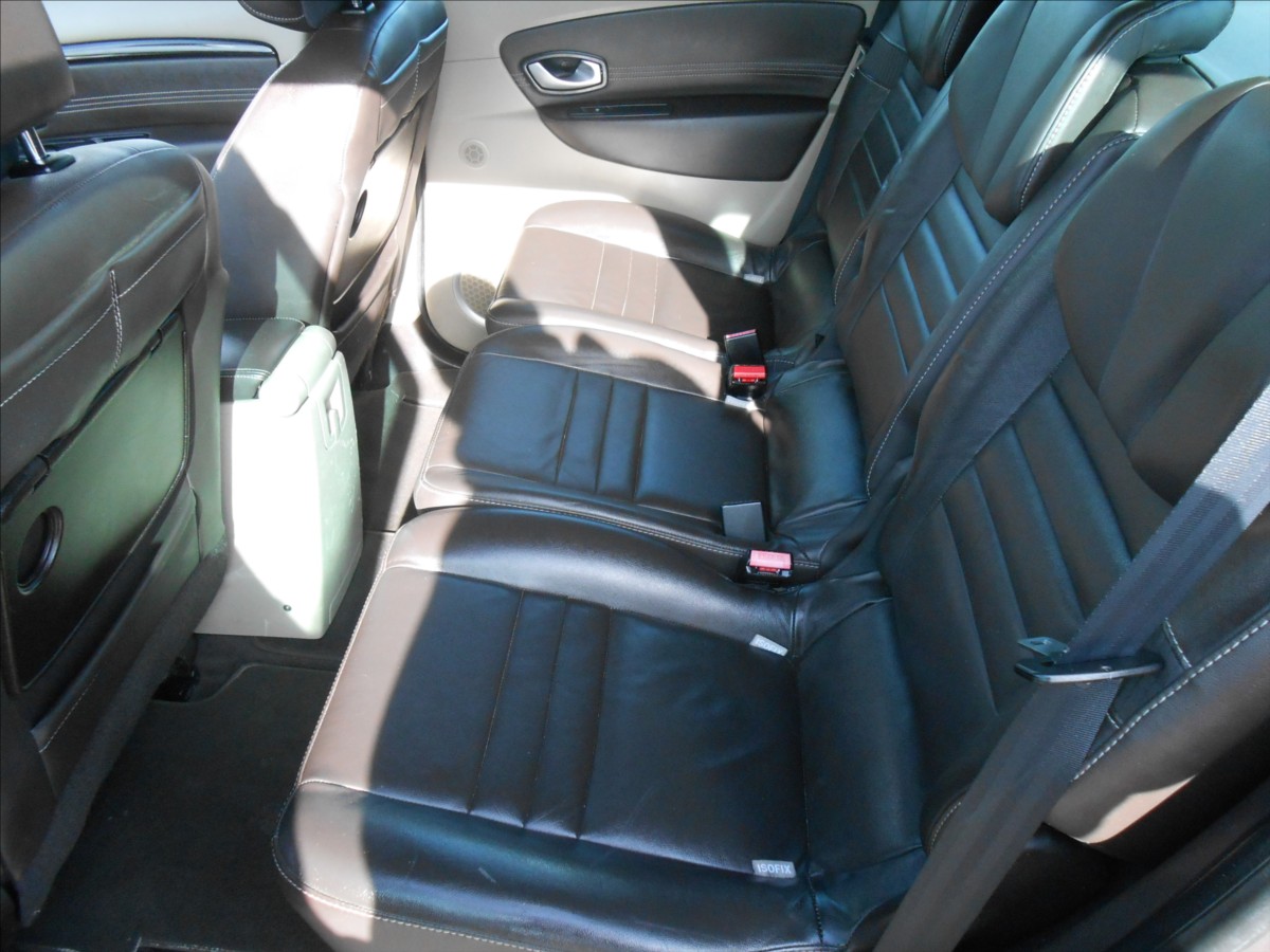 renault-scenic-1-9-dci-privileg-serviska - 8
