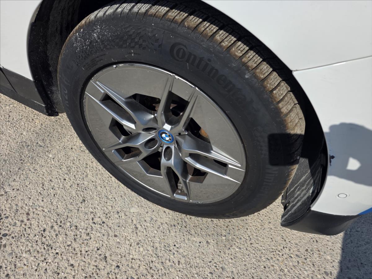 bmw-ix-0-0-xdrive-soh-97-06 - 4