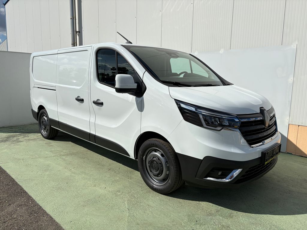 Renault Trafic 2.0dCi do 2,49t, Spaní, Topení