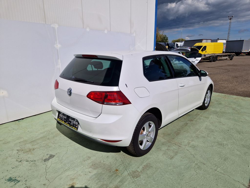 volkswagen-golf-comfortline-1-4-tsi-klima - 2
