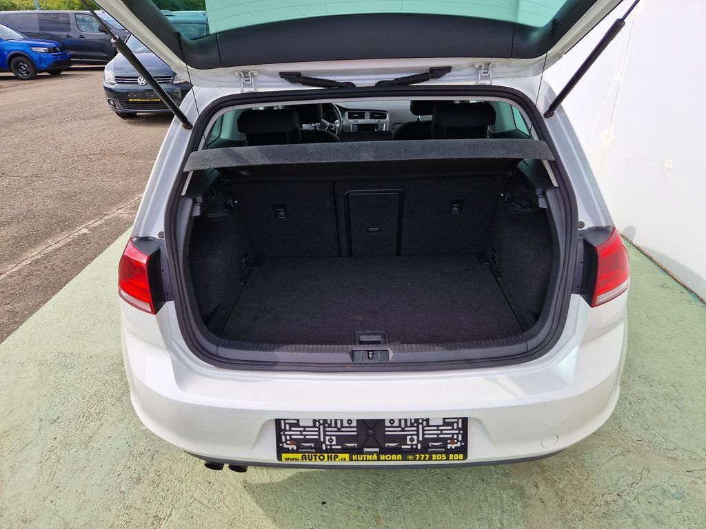 volkswagen-golf-comfortline-1-4-tsi-klima - 8