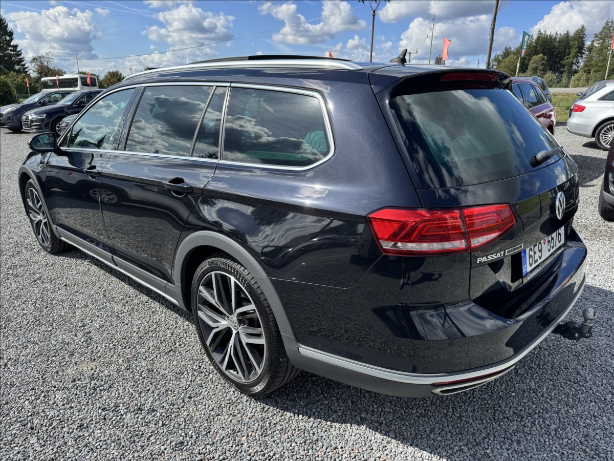 volkswagen-passat-2-0-tdi-140kw-alltrack-matrix - 4
