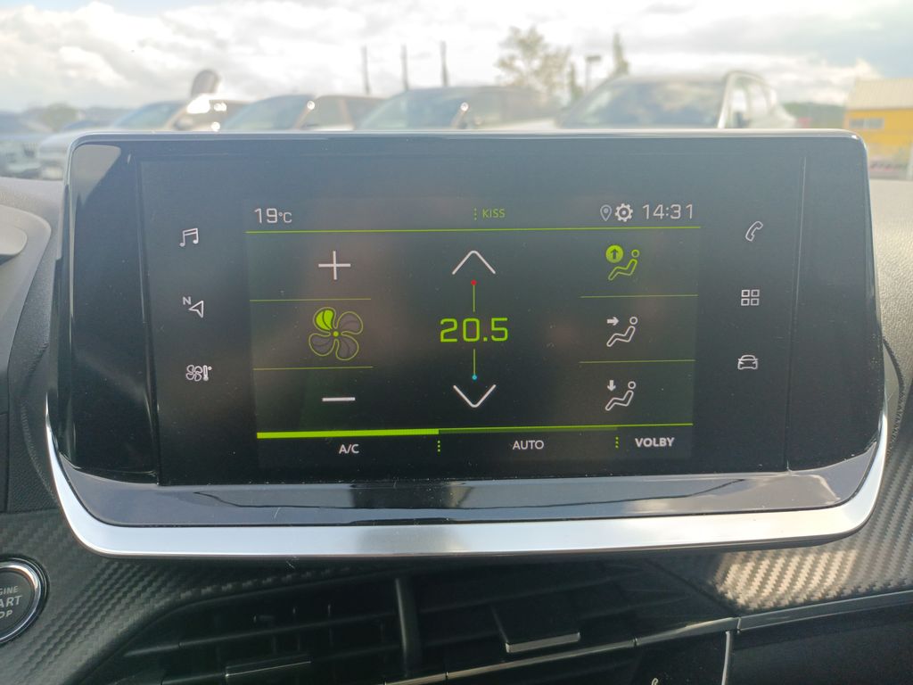 peugeot-2008-allure-pack-1-2-pt-130k-s-s-ea - 8