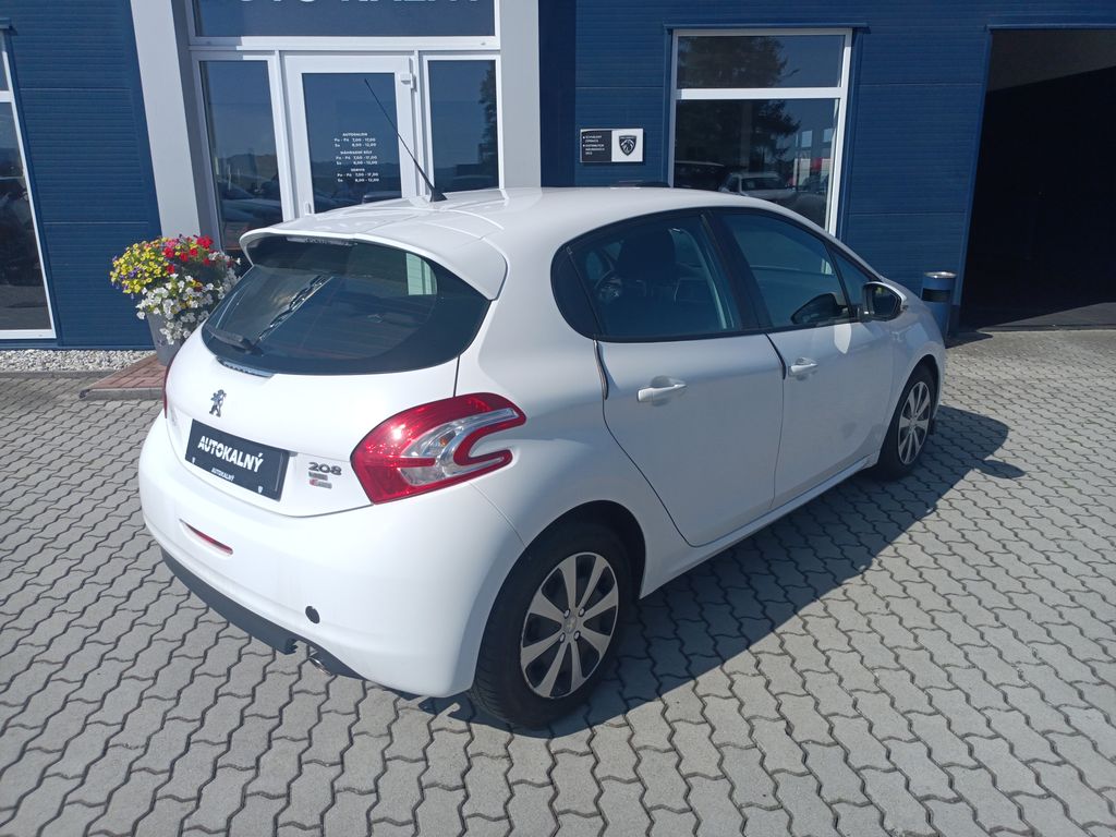 peugeot-208-active-1-4-hdi-75k-automat - 3