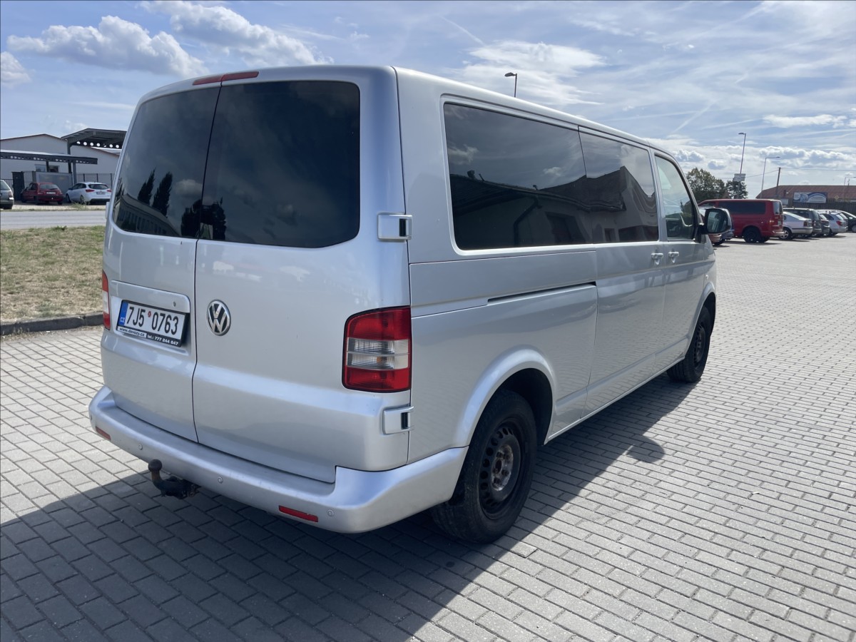 volkswagen-transporter-2-0-tdi-103kw-long-6mist-tazne-bez-koroze - 3